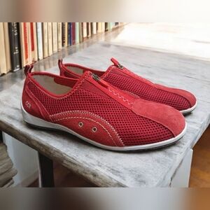 CC Resorts Sorrell Red Leather Zip Sneakers Womans Size 40 9.5 Comfort Walking